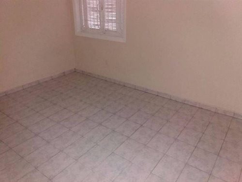 Imagem 19 de 30 de Casa Enorme Em Otimo Estado Bom Para Morar Com Sua Familia Casa Bem Espaçosa Proximo Tambem De Mercados Farmacias Praia Do Itarare Em Uma Das Melhores Ruas De São Vicente Tambem Fica Proximo Do Batal