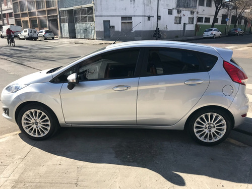 Imagen 1 de 11 de Ford Fiesta 1.6 Se 120cv