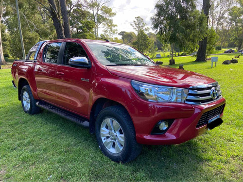 Toyota Hilux 2.8 Cd Srv 177cv 4x4 At 2018
