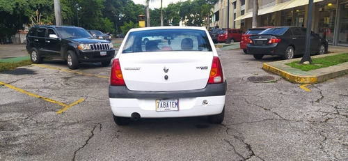 Imagen 5 de 15 de Renault Logan Sincronico Gas