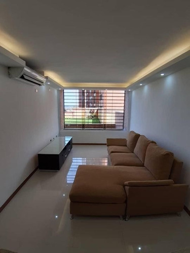 Imagen 3 de 15 de Vendo Apartamento 72m2 2h/2b/2pe Colinas De La Tahona