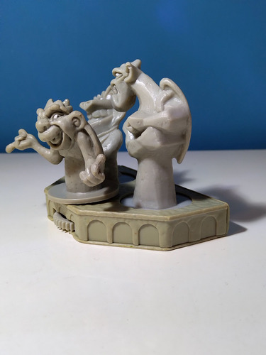 Figuras Victor,hugo Y Laverne Gargolas(jorobado Notredame) (Usado)