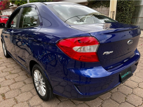 Imagen 4 de 15 de Ford Figo Titanium 3 Cilindros 2020 Automático Azul Dakkar