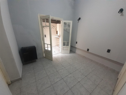 Ph Interno De 3 Ambientes C/ Monoambiente Complementario!!
