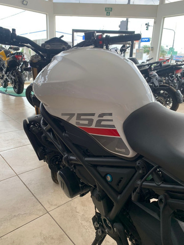 Imagen 6 de 15 de Benelli 752 S