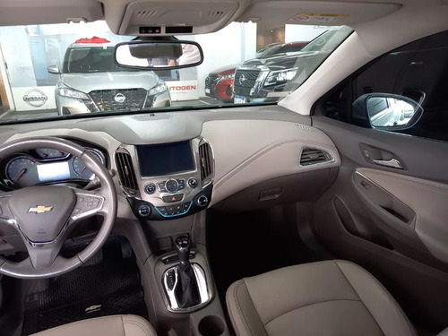 Imagen 11 de 16 de Chevrolet Cruze Ii 1.4 Sedan Ltz At