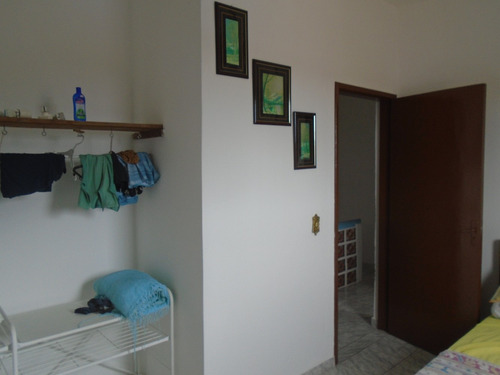 Casa Com Piscina 2 Dormitórios