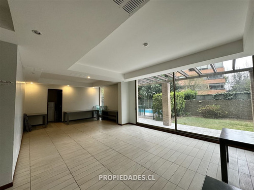 Departamento En Venta De 5 Dorm. En Las Condes