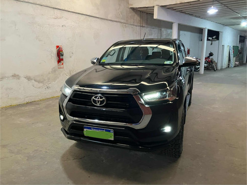 Toyota Hilux Pick-up 2.8 Cd Srv 204cv 4x4