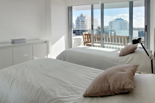 Apartamento En Torre Esmeralda