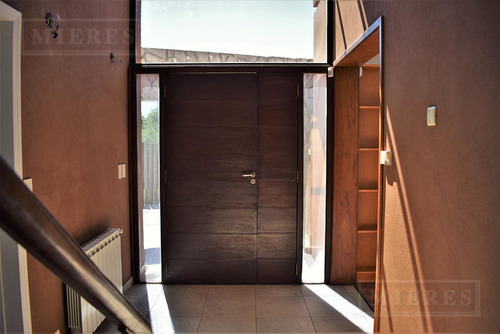Casa En Venta En Santa María De Los Olivos