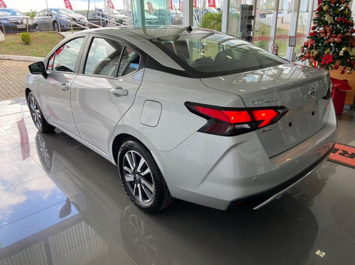 Imagem 11 de 14 de Nissan Versa 1.6 16v V-drive Plus Cvt (flex)