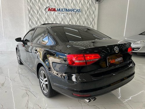 Volkswagen Jetta 2.0 Comfortline Flex Aut 4p