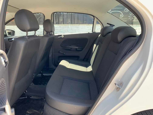 Volkswagen Gol 2016 Sedan Trendline Con Clima Unico Dueño