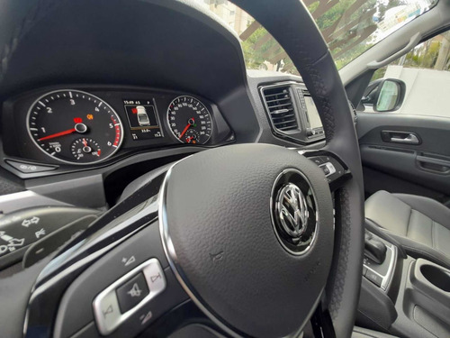 Volkswagen Amarok 3.0 Highline Cab. Dupla V6 4x4 Aut. 4p