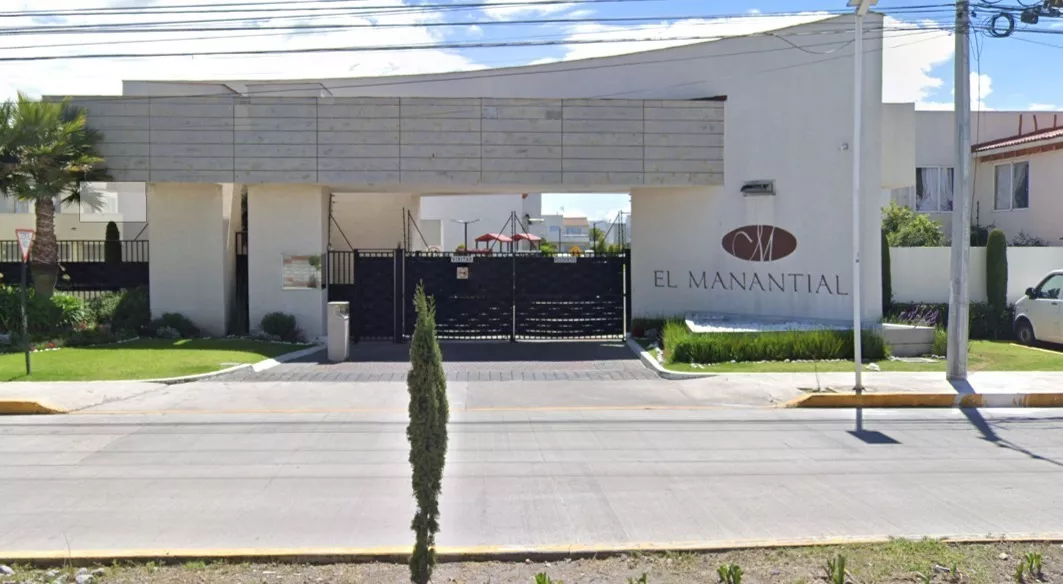 Linda Casa En Fraccionamiento Premium!! **adjudicada** En Remate Bancario