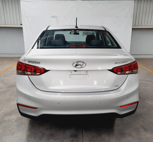 Imagen 6 de 14 de Hyundai Accent Gls 2019
