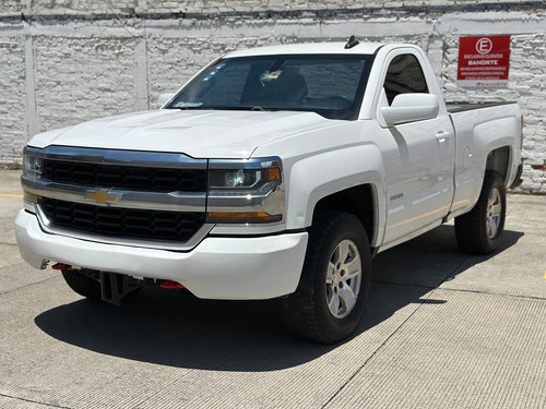 Chevrolet Silverado 5.4 2500 Cab Reg Ls 4x2 At