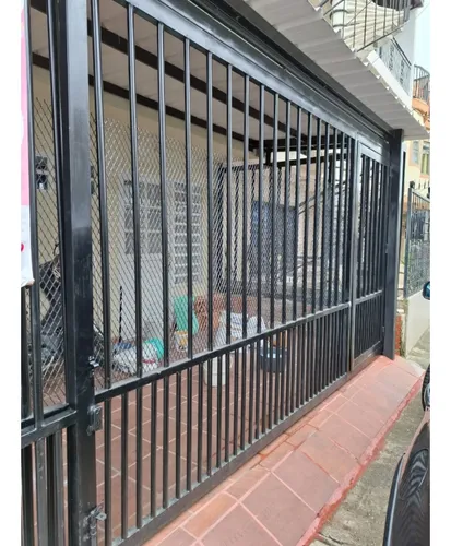Vendo Edificio En El Barrio Troncal