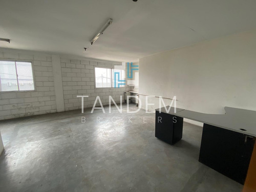 Imagen 17 de 20 de Excelente Galpón 1000 M2 Cub C/ Oficinas En Zona Industrial El Triangulo Sobre Calle Asfaltada