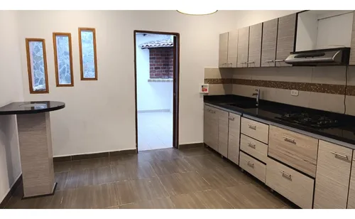 Casa En Arriendo De Primer Piso En La Ceja.