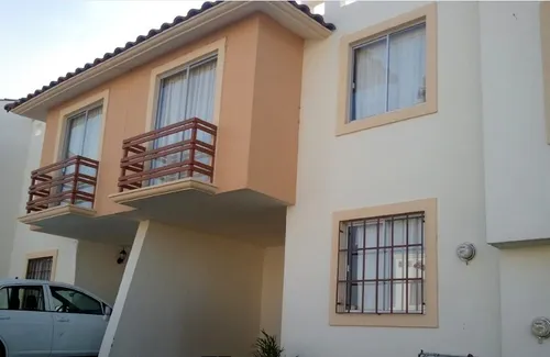 Casa Con Excelente Mantenimiento Y Ubicación Arf