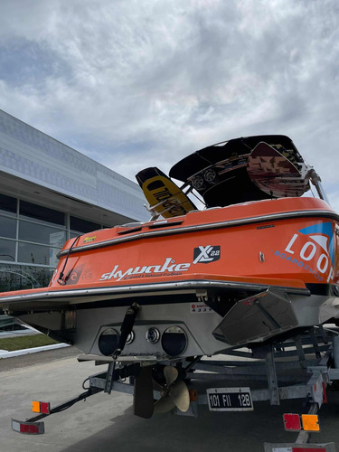 Lancha Para Wakeboard, Wakesurf Y Wakefoil Skywake Xl22