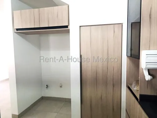 Zákia, Renta - Casa Con Cuarto De Tv, 3 Recámaras, Amenidades