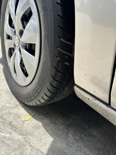 Volkswagen Voyage 1.0 Tec Total Flex 4p