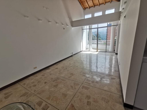 Vendo Amplio Apartamento En Villagrande Envigado, Zona Plana De Muy Fácil Acceso