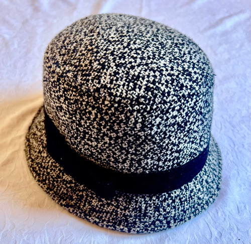 Líquido Sombrero Cloche Tweed Blanco Y Negro París 53cm Negro Blanco Único Lisa