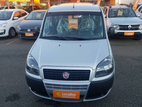 Imagem 1 de 9 de Fiat Doblò 1.8 Mpi Essence 7l 16v Flex 4p Manual