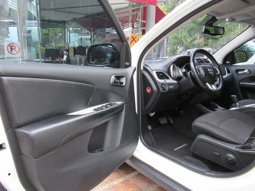 Dodge Journey Sxt Fi Cc2400 Triptonica 4x2 7 Puestos 173hp