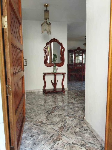 Imagen 3 de 21 de Jorge Febres Vende Apartoquinta En Urb. Prebo I (lemc-485)