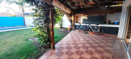 Imagen 6 de 30 de Urca - 298 M2 Cubiertos - 3 Dormitorios - Escritorio - Quincho - Pileta Garage X2