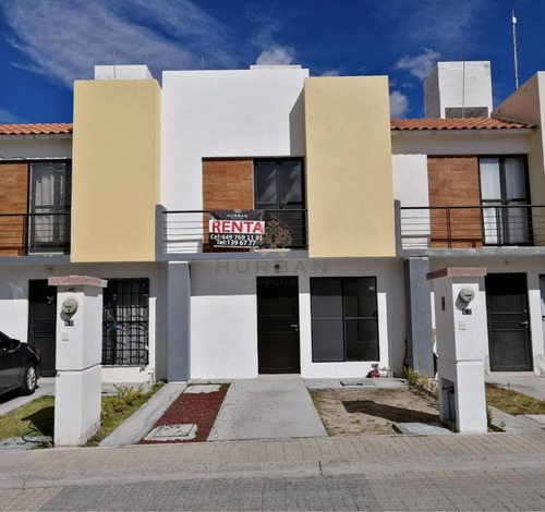 Imagen 2 de 28 de Hurban Renta Casa, Recién Pintada, De Dos Plantas Al Sur En