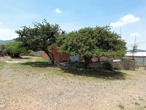 Casa De Campo En Venta En Huimilpan A 30 Min. De El Pueblito Y 35 Min. De Centro Sur, Querétaro