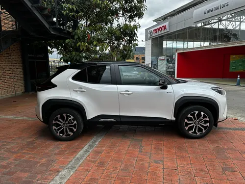 Toyota Yaris Cross 1.5 Hev Xls