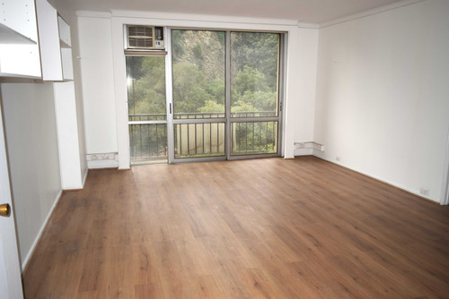 Remodelada, 379 M2. Miraflores Con Moneda (91420)