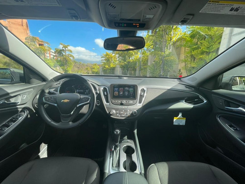 Chevrolet Malibu Automático 2018