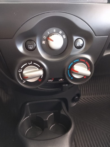 Nissan March 1.0 S 12v Flex 4p Manual