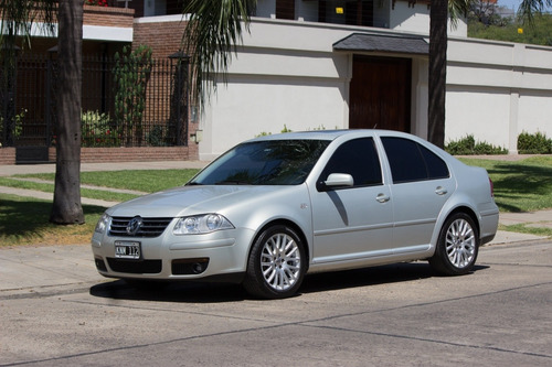 Volkswagen Bora 2.0 Trendline 115cv 2011