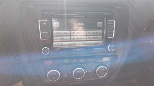 Imagen 13 de 15 de Volkswagen Vento 2014 2.5 Luxury 170cv Tiptronic