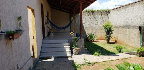 Casa - Paqueta - Ref: 4047 - V-4047