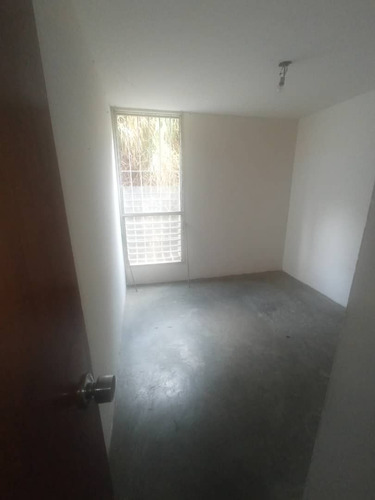Apartamento En Venta Urb Quenda