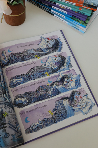 Winnie Y Wilbur - A Dormir Winnie, De Korky, Paul. Editorial Océano Travesía, Tapa Dura En Español