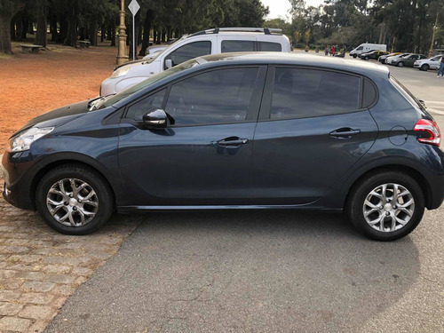 Imagen 5 de 15 de Peugeot 208 2014 1.5 Allure Touchscreen