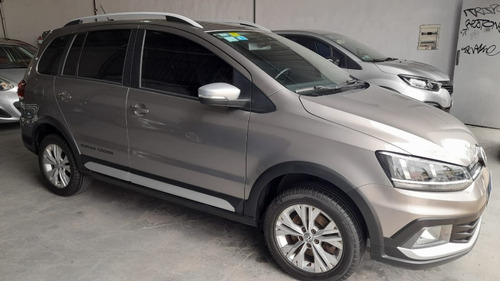 Imagen 2 de 14 de Volkswagen Suran Cross 1.6 Highline Msi Les Automotores