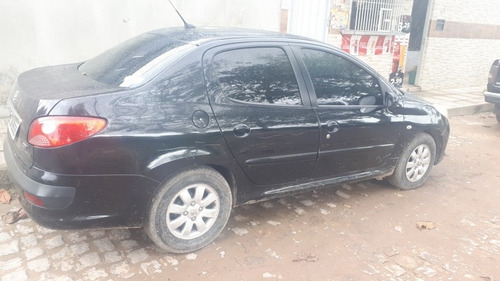 Imagem 3 de 6 de Peugeot 207 Passion 2010 1.4 Xr Sport Flex 4p