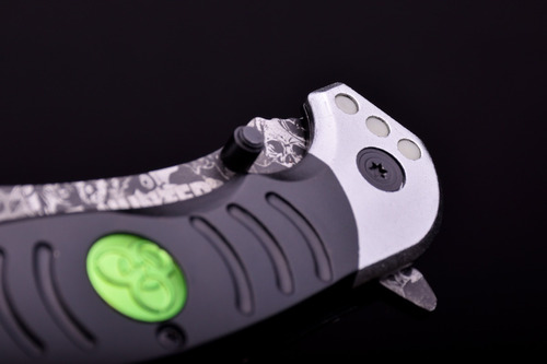 Imagen 8 de 10 de Cuchillo Navaja Táctica Zombie Hunter Walking Dead + Cuerda